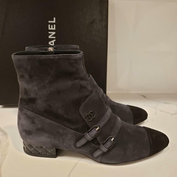 CHANEL 18B Suede Buckled Pointed Toe Short Ankle Booties Boots - Picture 4 of 12